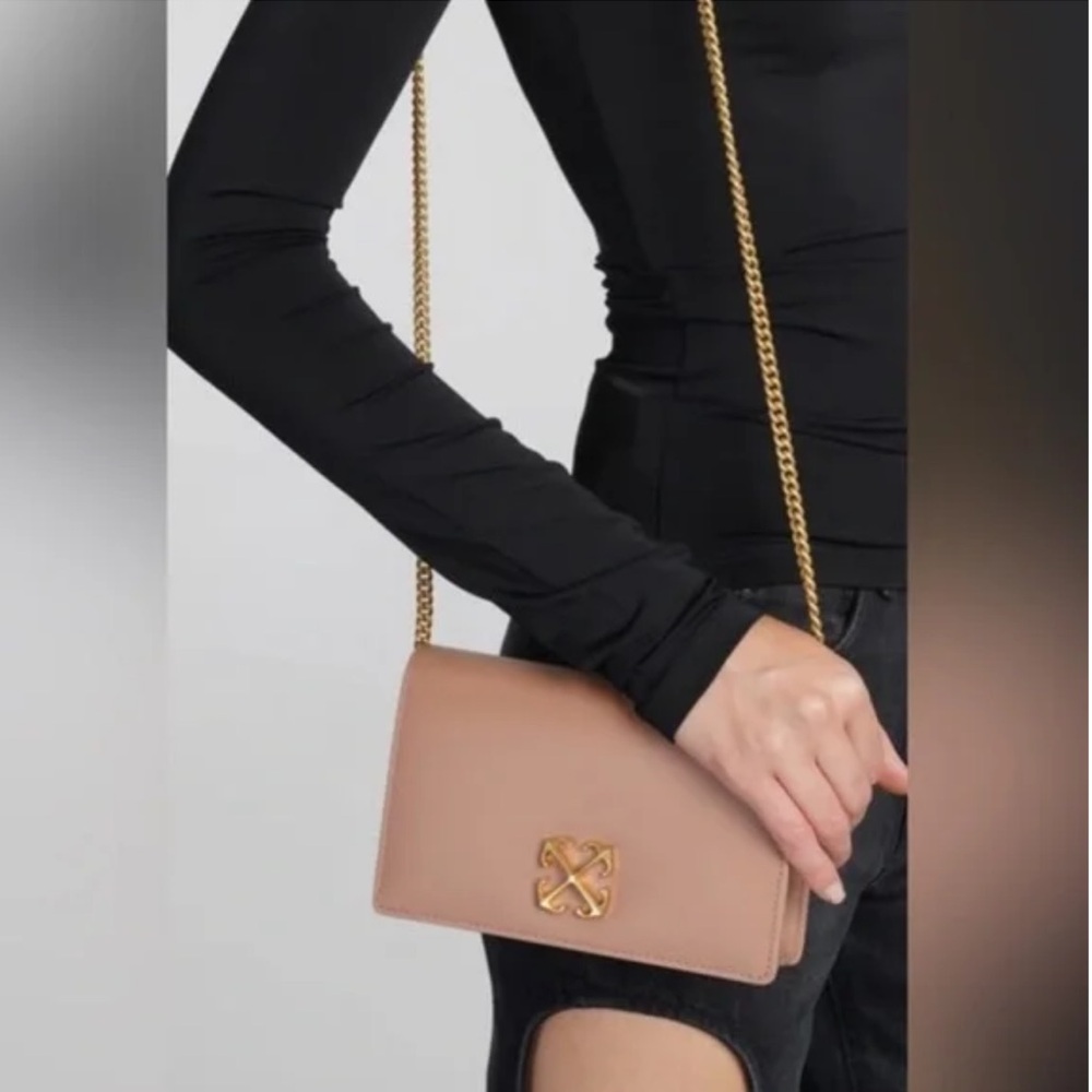 OFF-WHITE Jitney 0.5 Wallet on Chain in Leather
